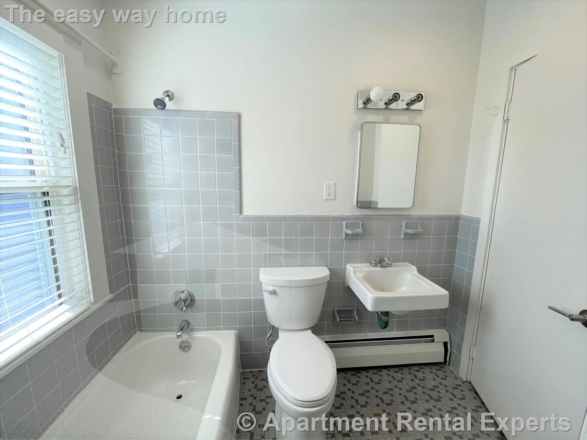 2 bed, 1 bath apartment for rent at 222 Banks St Unit 6, Riverside — photo 7 of 14