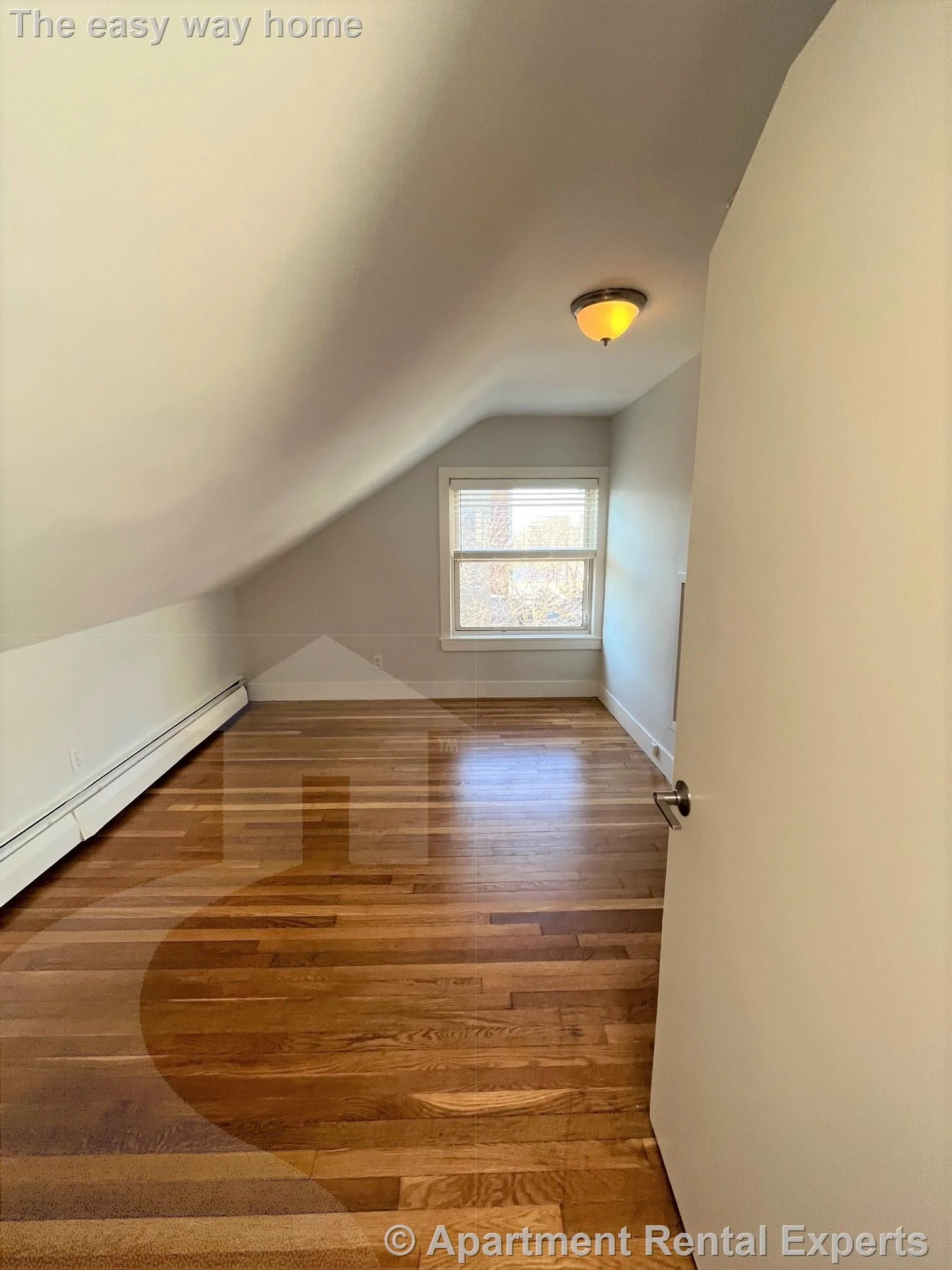 2 bed, 1 bath apartment for rent at 222 Banks St Unit 6, Riverside — photo 9 of 14