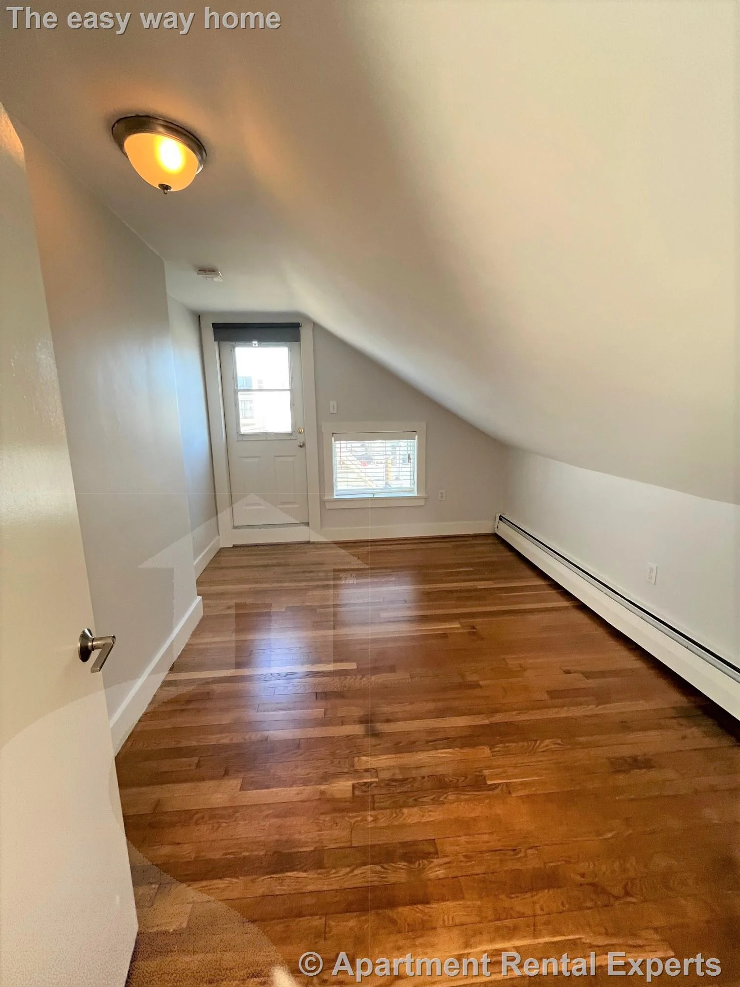 2 bed, 1 bath apartment for rent at 222 Banks St Unit 6, Riverside — photo 8 of 14