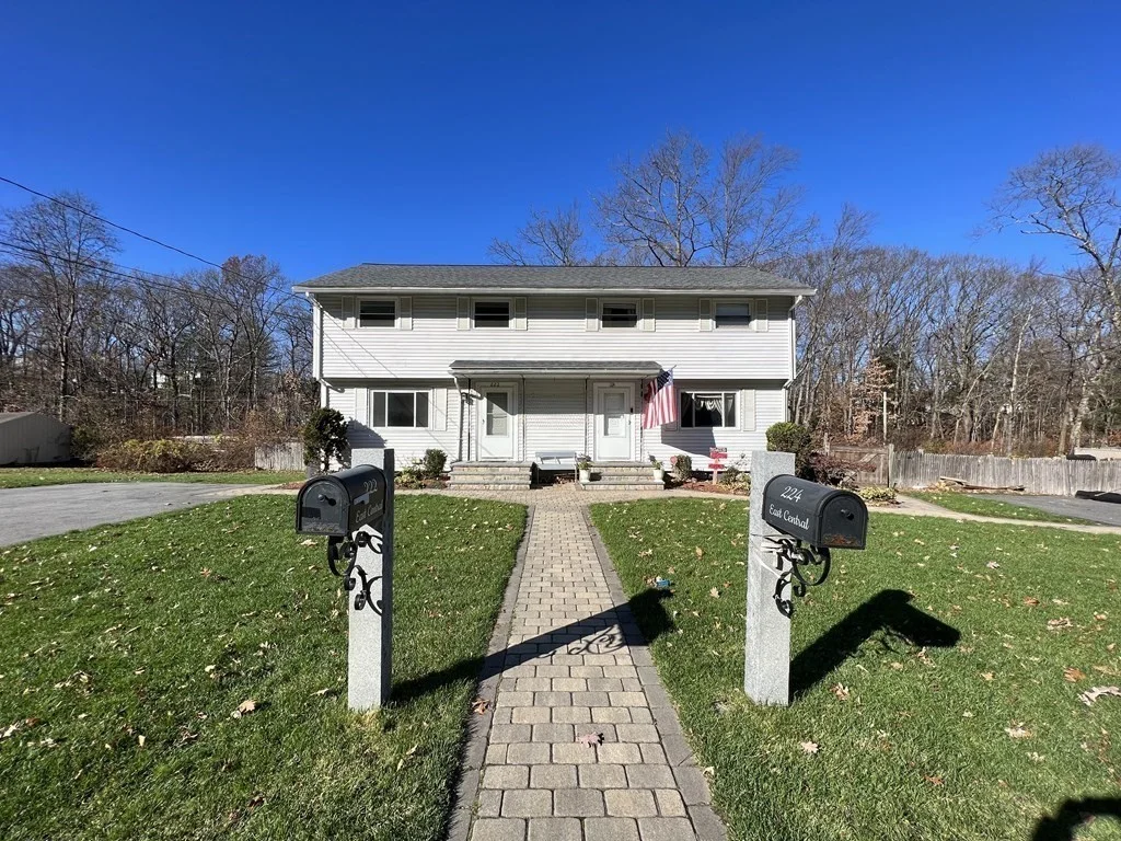 2 bed, 1 bath apartment for rent at 222 East Central St Unit 1, Natick — photo 1 of 20