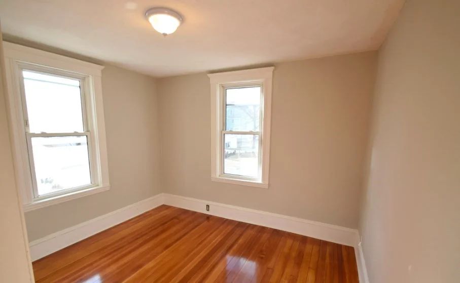 4 bed, 2 bath apartment for rent at 222 Fellsway West Unit 1, Medford — photo 5 of 17