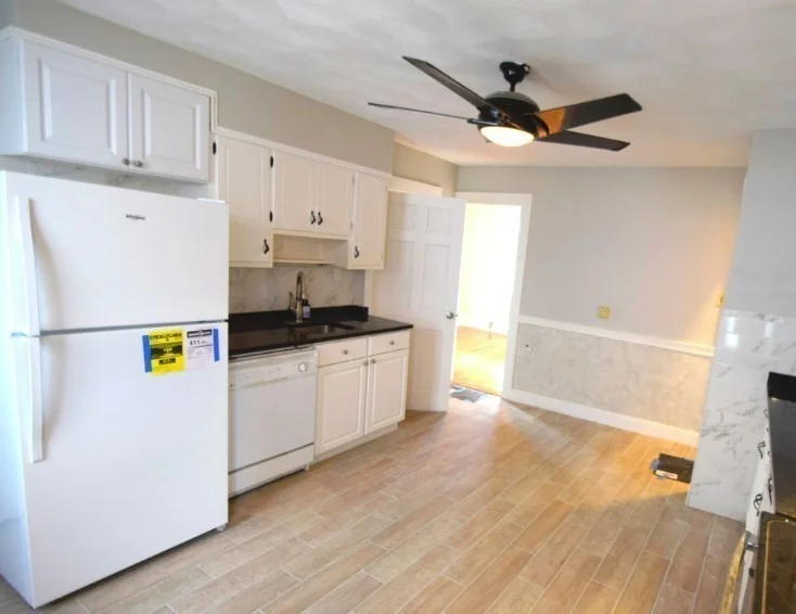 4 bed, 2 bath apartment for rent at 222 Fellsway West Unit 1, Medford — photo 3 of 17