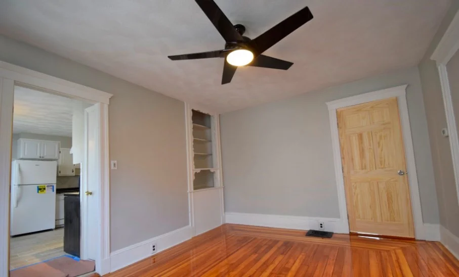 4 bed, 2 bath apartment for rent at 222 Fellsway West Unit 1, Medford — photo 4 of 17