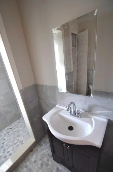 4 bed, 2 bath apartment for rent at 222 Fellsway West Unit 1, Medford — photo 8 of 17