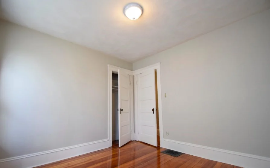 4 bed, 2 bath apartment for rent at 222 Fellsway West Unit 1, Medford — photo 12 of 17