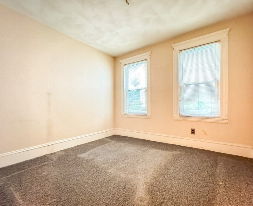 4 bed, 2 bath apartment for rent at 222 Fellsway West Unit 2, Medford — photo 9 of 11