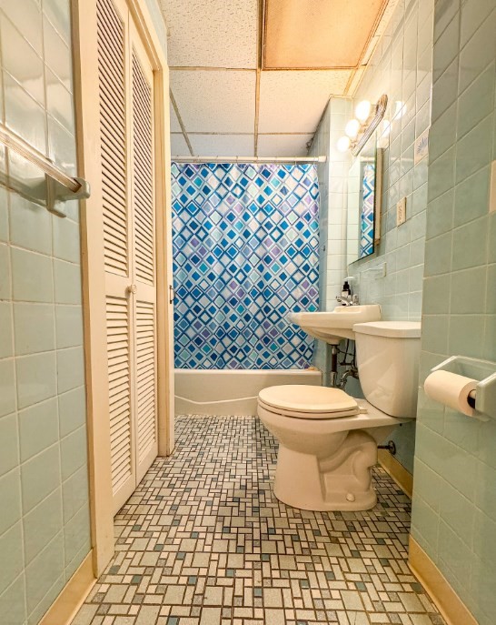 4 bed, 2 bath apartment for rent at 222 Fellsway West Unit 2, Medford — photo 8 of 11