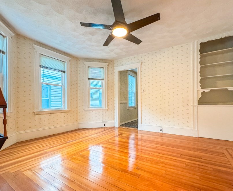 4 bed, 2 bath apartment for rent at 222 Fellsway West Unit 2, Medford — photo 5 of 11