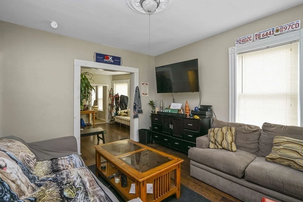 2 bed, 1 bath apartment for rent at 222 Neponset Ave Unit 1, Dorchester — photo 4 of 9
