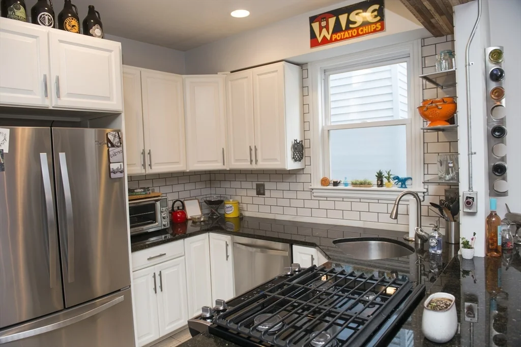 2 bed, 2 bath apartment for rent at 222 Pearl St Unit 2, East Somerville — photo 5 of 15
