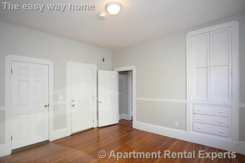 3 bed, 1 bath apartment for rent at 222 Prospect St Unit 3, Central Square — photo 3 of 6