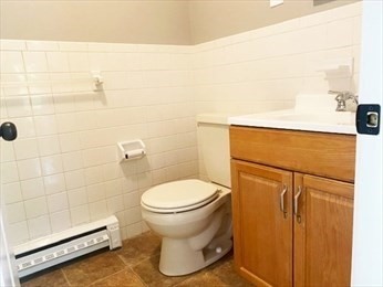 2 bed, 1 bath apartment for rent at 222 School St Unit 5, Walpole — photo 9 of 12