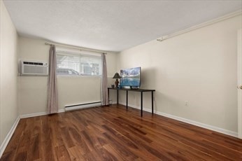 1 bed, 1 bath apartment for rent at 222 Stackpole St Unit 4, Lowell — photo 5 of 9