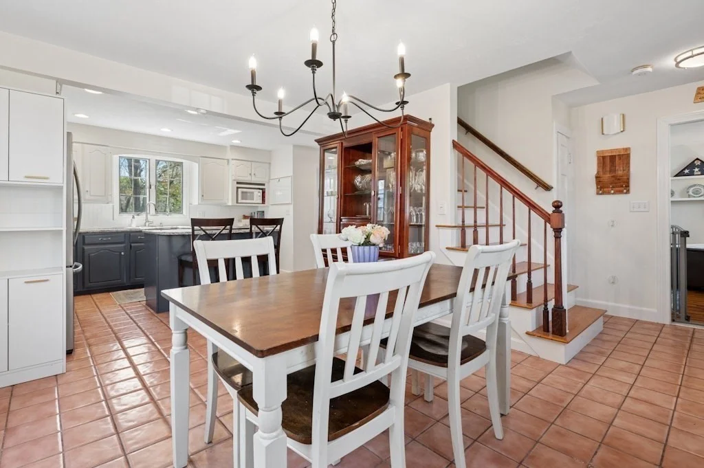 4 bed, 1 bath apartment for rent at 223 Beverly Rd, Worcester — photo 16 of 42