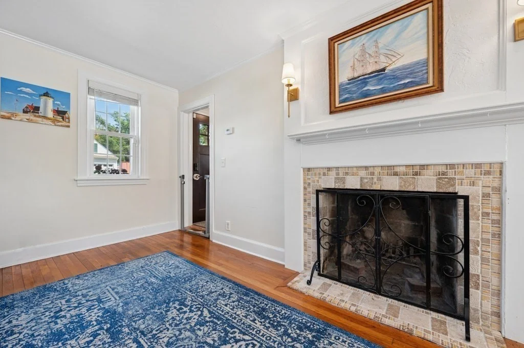 4 bed, 1 bath apartment for rent at 223 Beverly Rd, Worcester — photo 12 of 42