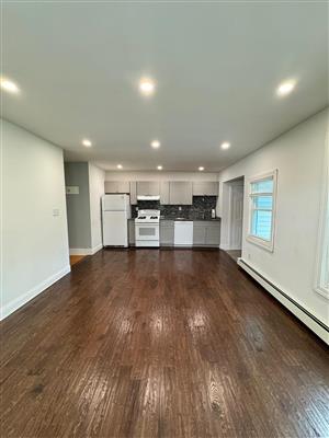 2.5 bed, 1 bath apartment for rent at 223 Broadway Unit 3, The Port — photo 2 of 8