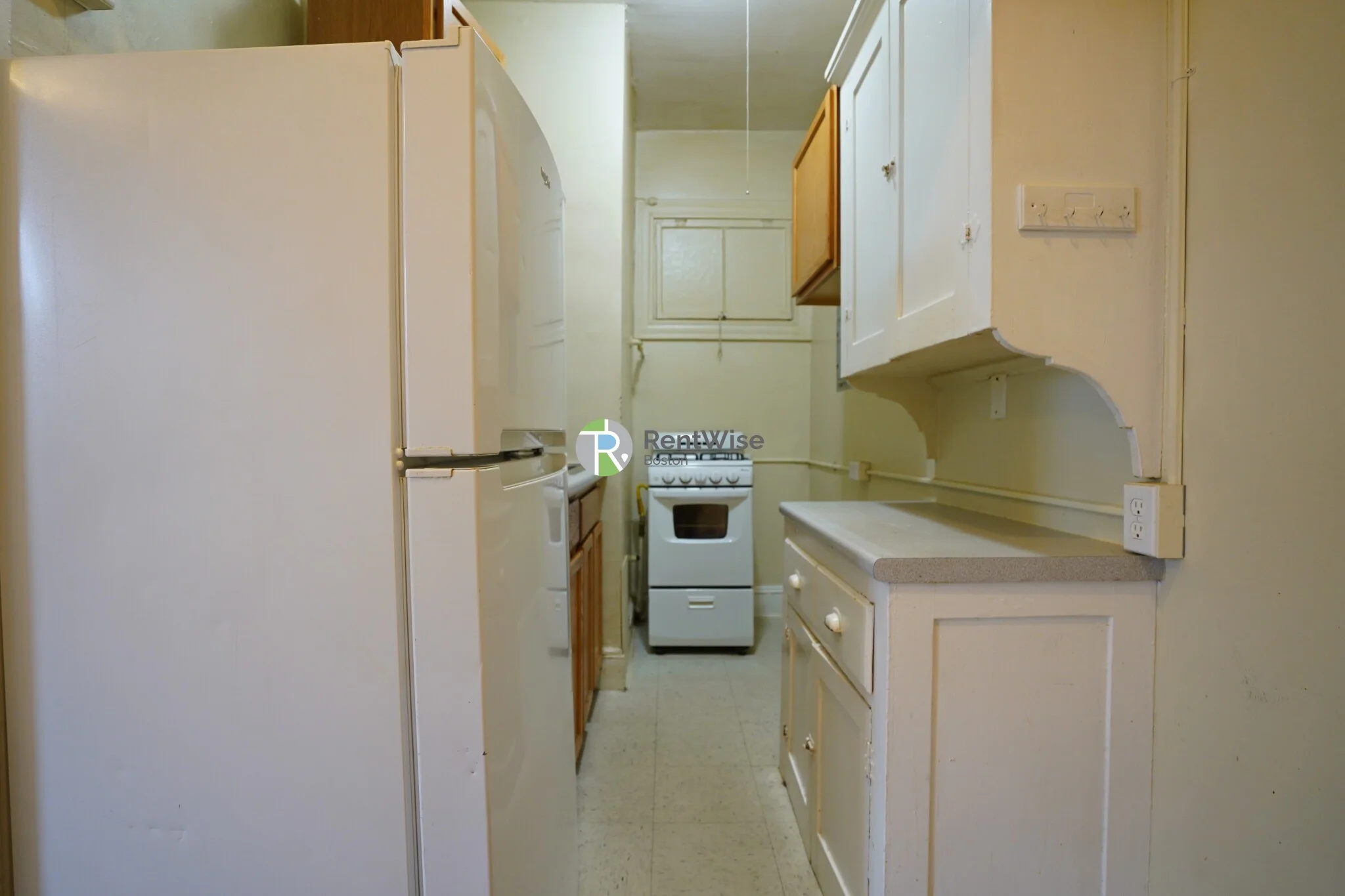 1 bed, 1 bath apartment for rent at 223 Essex St Unit 28, Melrose — photo 4 of 11