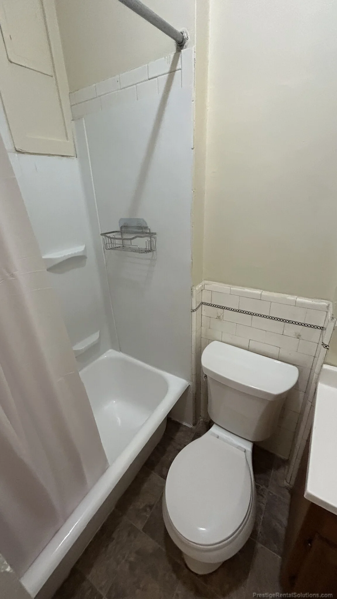 1 bed, 1 bath apartment for rent at 223 Essex St Unit 4, Melrose — photo 13 of 19