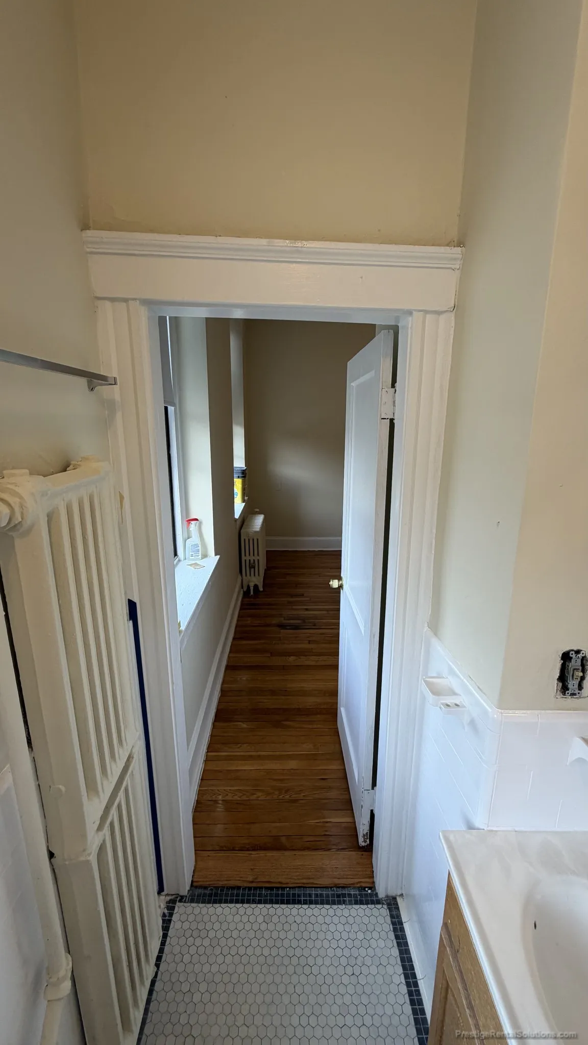 1 bed, 1 bath apartment for rent at 223 Essex St Unit 46, Melrose — photo 4 of 16
