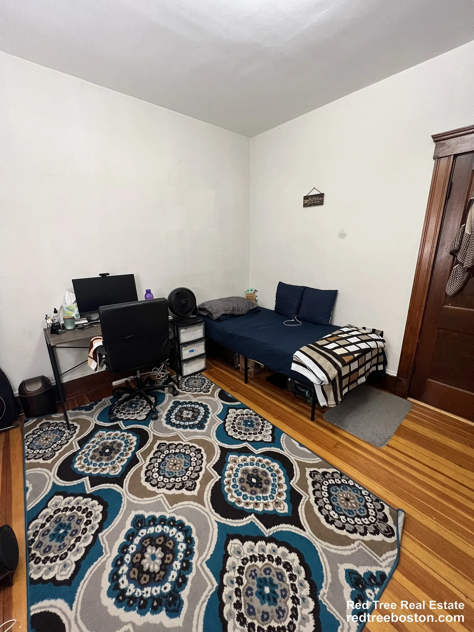 3 bed, 1 bath apartment for rent at 223 Holland St Unit 1, Teele Square — photo 9 of 11