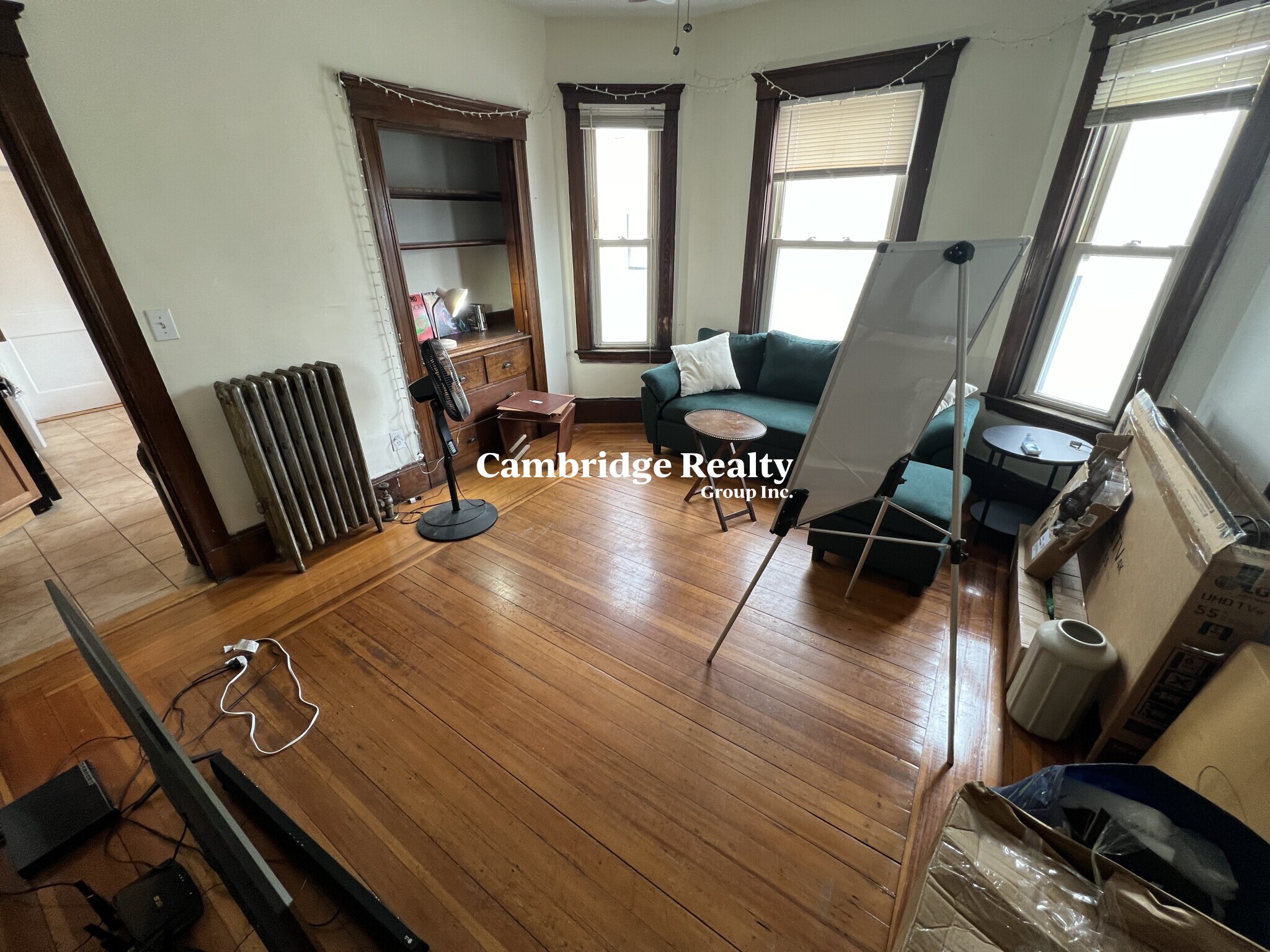 3 bed, 1 bath apartment for rent at 223 Holland St Unit 3T, Teele Square — photo 6 of 23