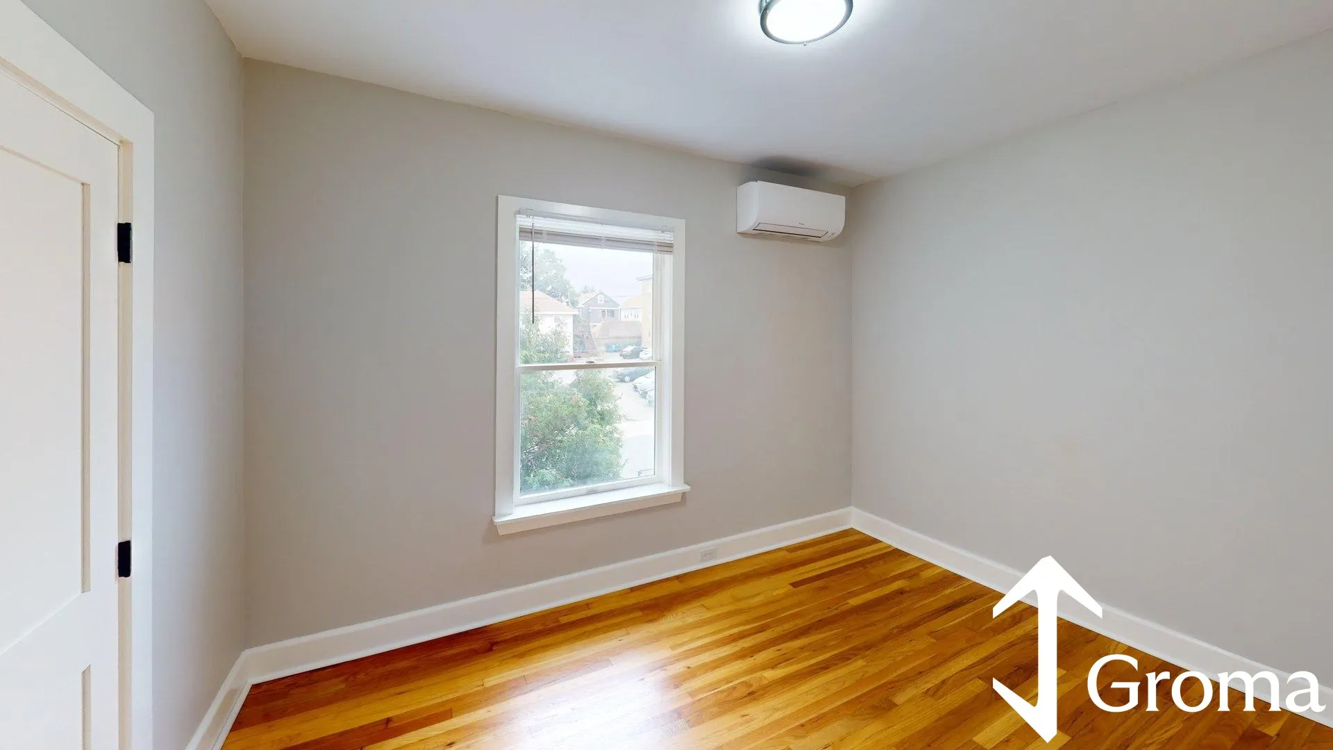 5 bed, 2 bath apartment for rent at 223 Main St Unit 2, South Medford — photo 11 of 22