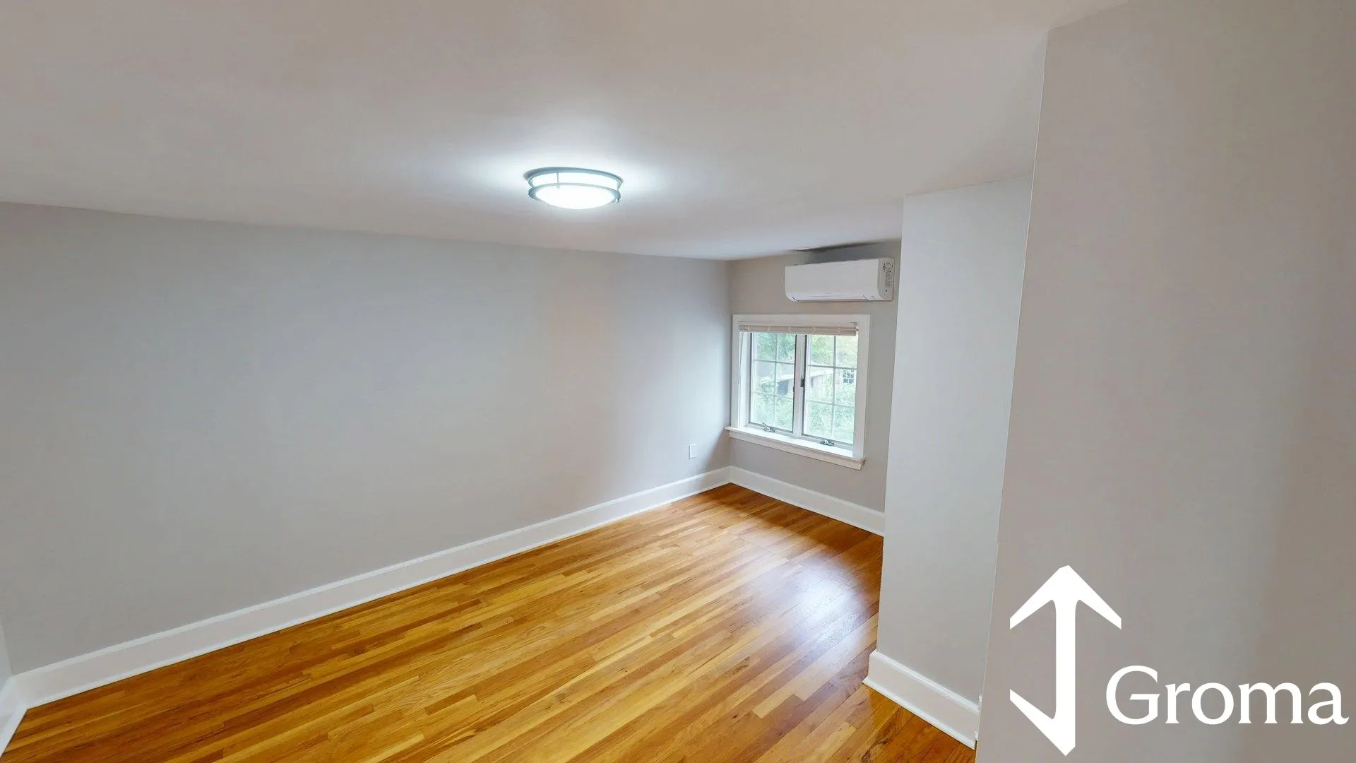 5 bed, 2 bath apartment for rent at 223 Main St Unit 2, South Medford — photo 7 of 22