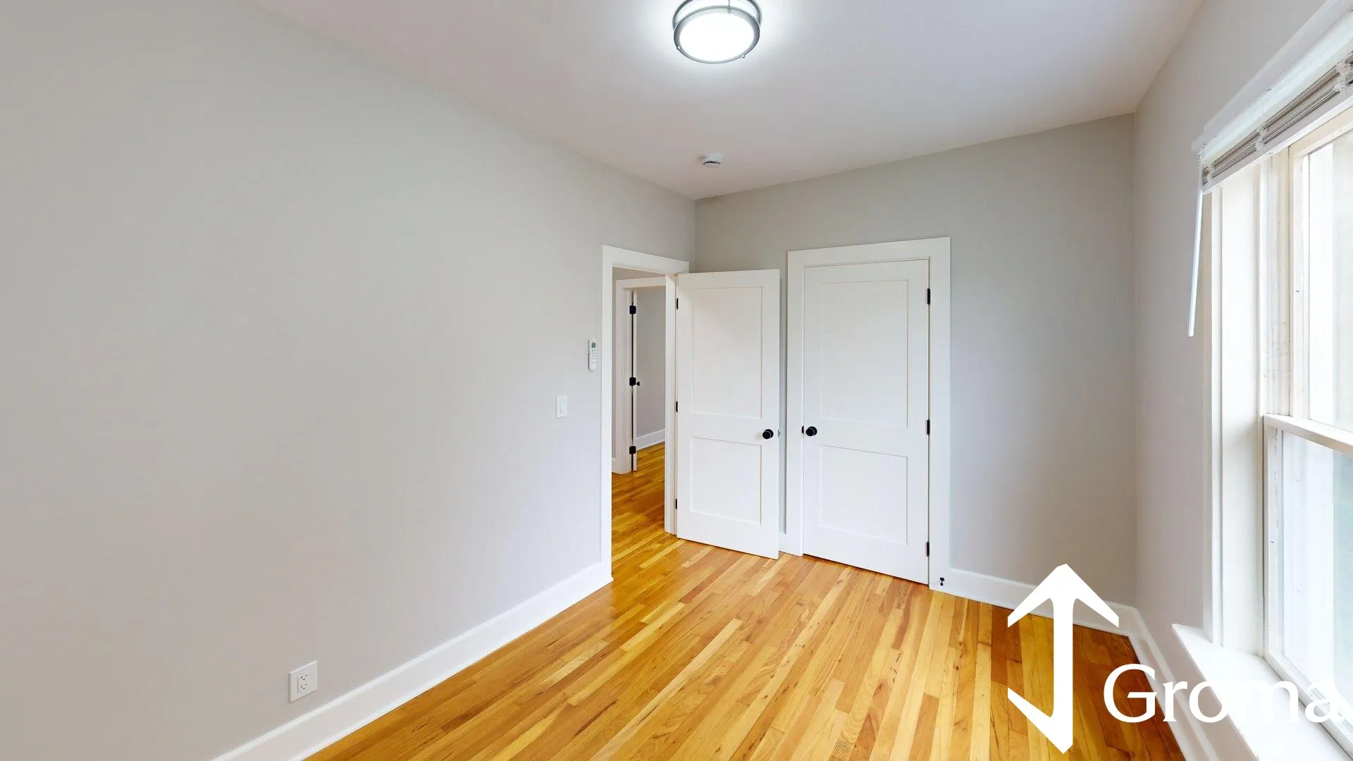 5 bed, 2 bath apartment for rent at 223 Main St Unit 2, South Medford — photo 19 of 22