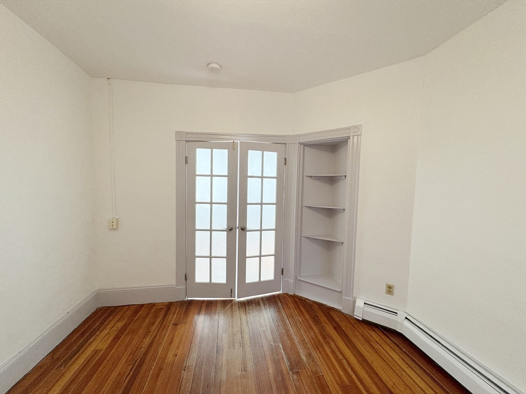 1 bed, 1 bath apartment for rent at 223 Paris St Unit 2, East Boston — photo 6 of 16