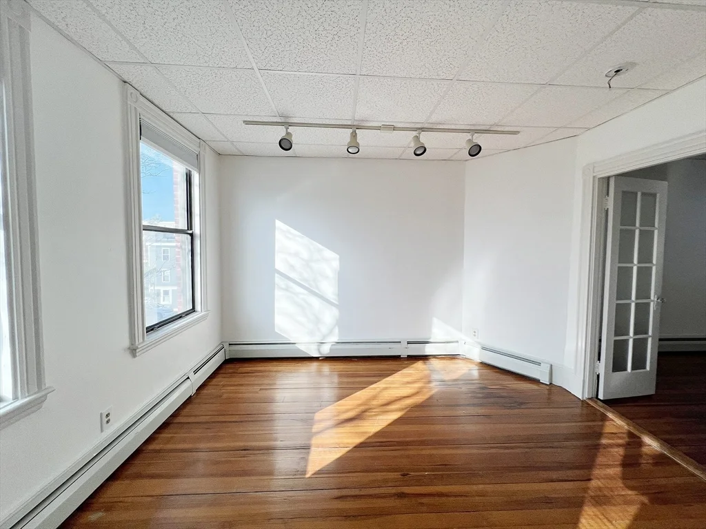 1 bed, 1 bath apartment for rent at 223 Paris St Unit 3, East Boston — photo 2 of 22