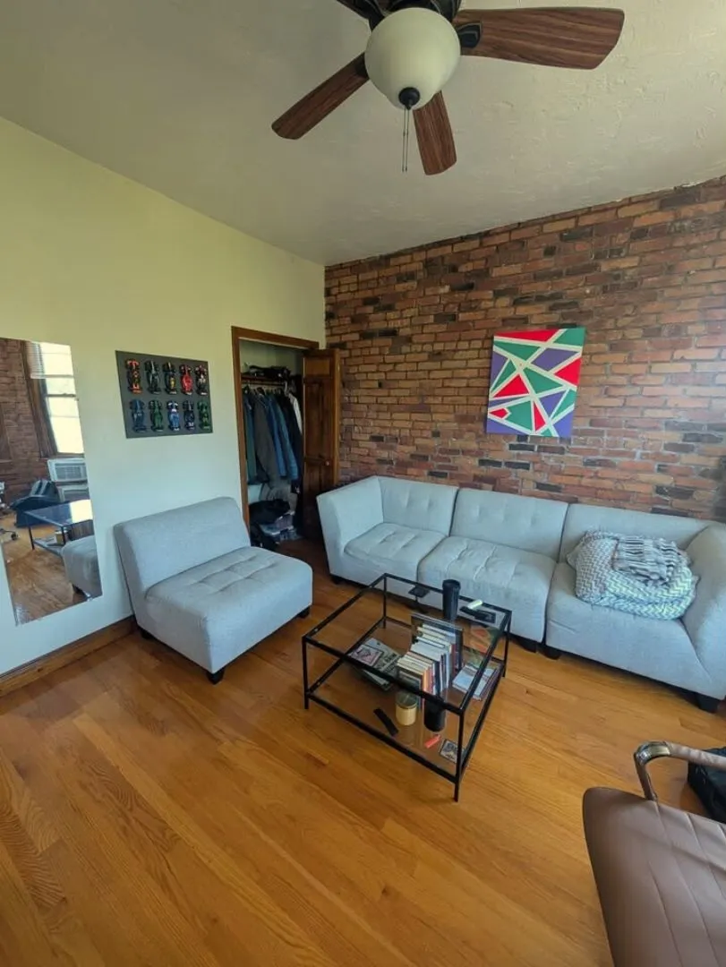 2 split bed, 1 bath apartment for rent at 223 Park Dr Unit 42, Fenway — photo 2 of 12