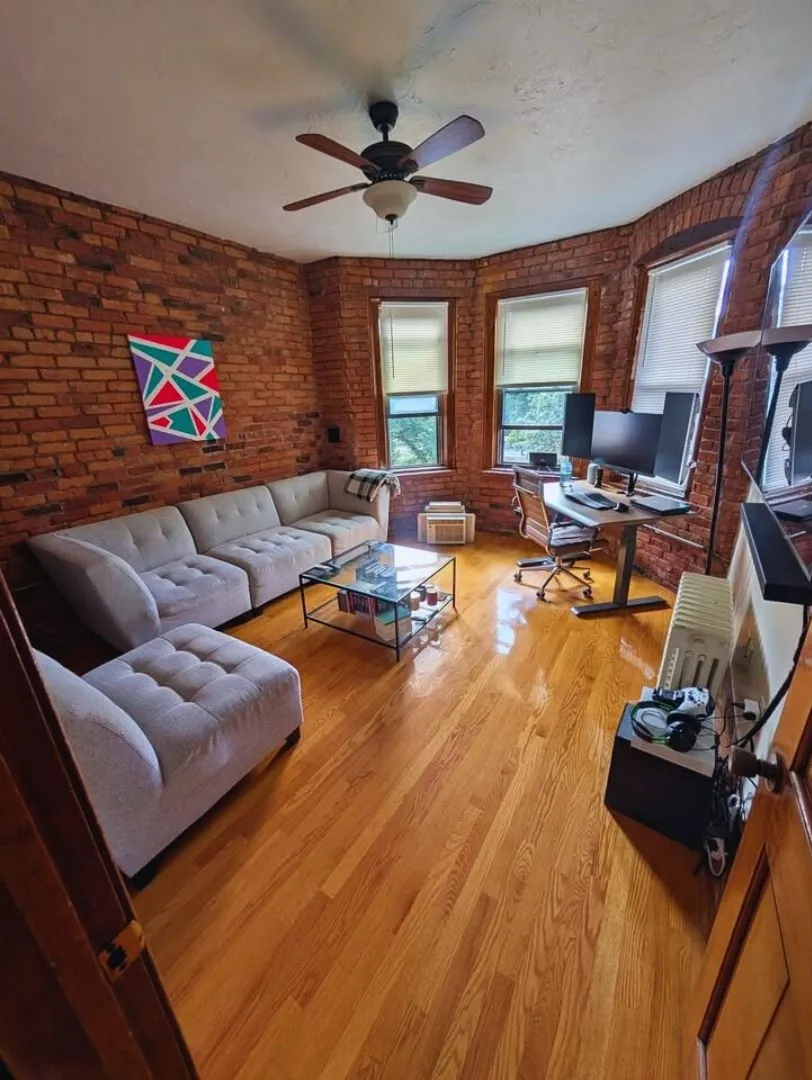 2 split bed, 1 bath apartment for rent at 223 Park Dr Unit 42, Fenway — photo 1 of 12