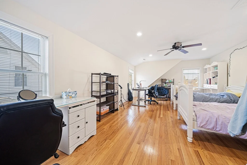 3 bed, 2 bath apartment for rent at 223 Robbins St Unit 1, Waltham — photo 14 of 22