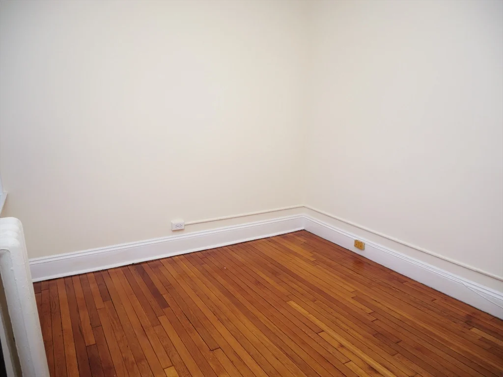4 bed, 2 bath apartment for rent at 223 Saint Paul Unit 2, Brookline — photo 18 of 19