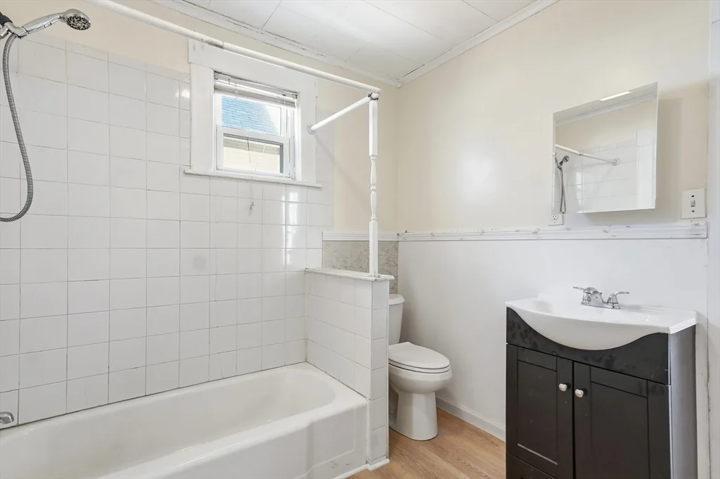 2 bed, 1 bath apartment for rent at 223 School St Unit 1, Lowell — photo 16 of 21
