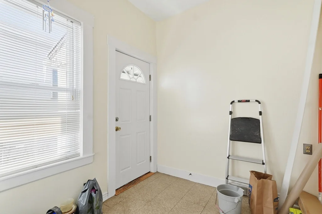 2 bed, 1 bath apartment for rent at 223 School St Unit 1, Lowell — photo 17 of 21