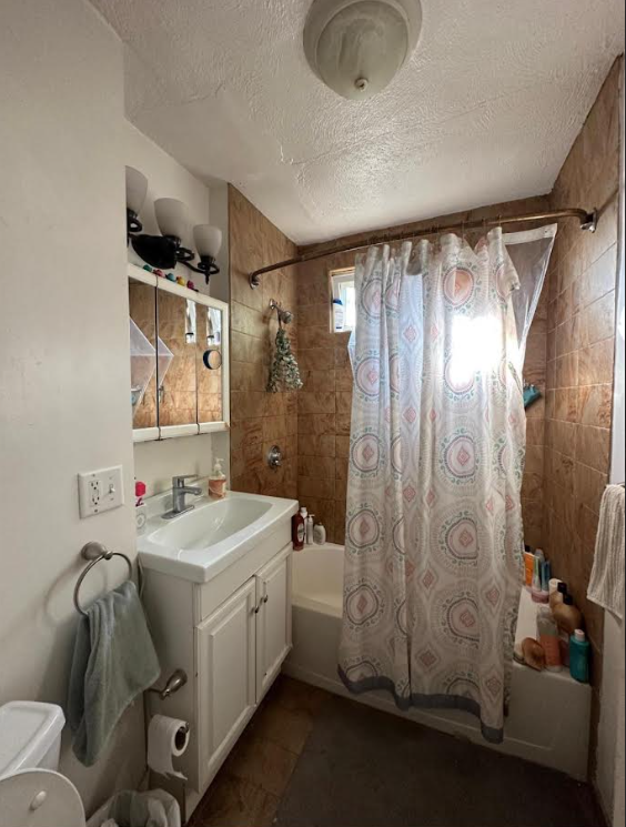 3 bed, 1 bath apartment for rent at 223 Summer St Unit 2, Spring Hill — photo 12 of 13