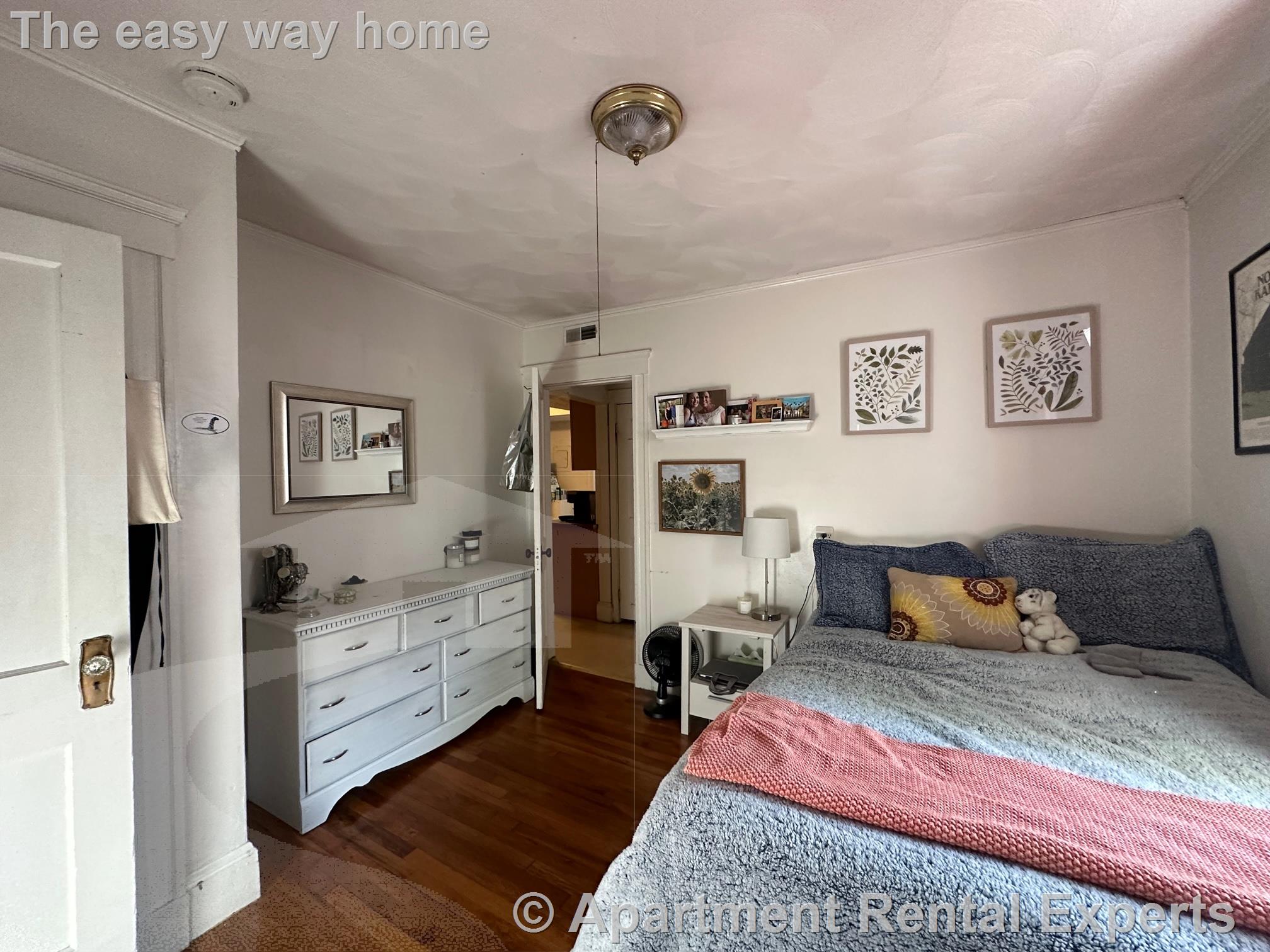 3 bed, 1 bath apartment for rent at 223 Summer St Unit 2L, Porter Square — photo 6 of 13