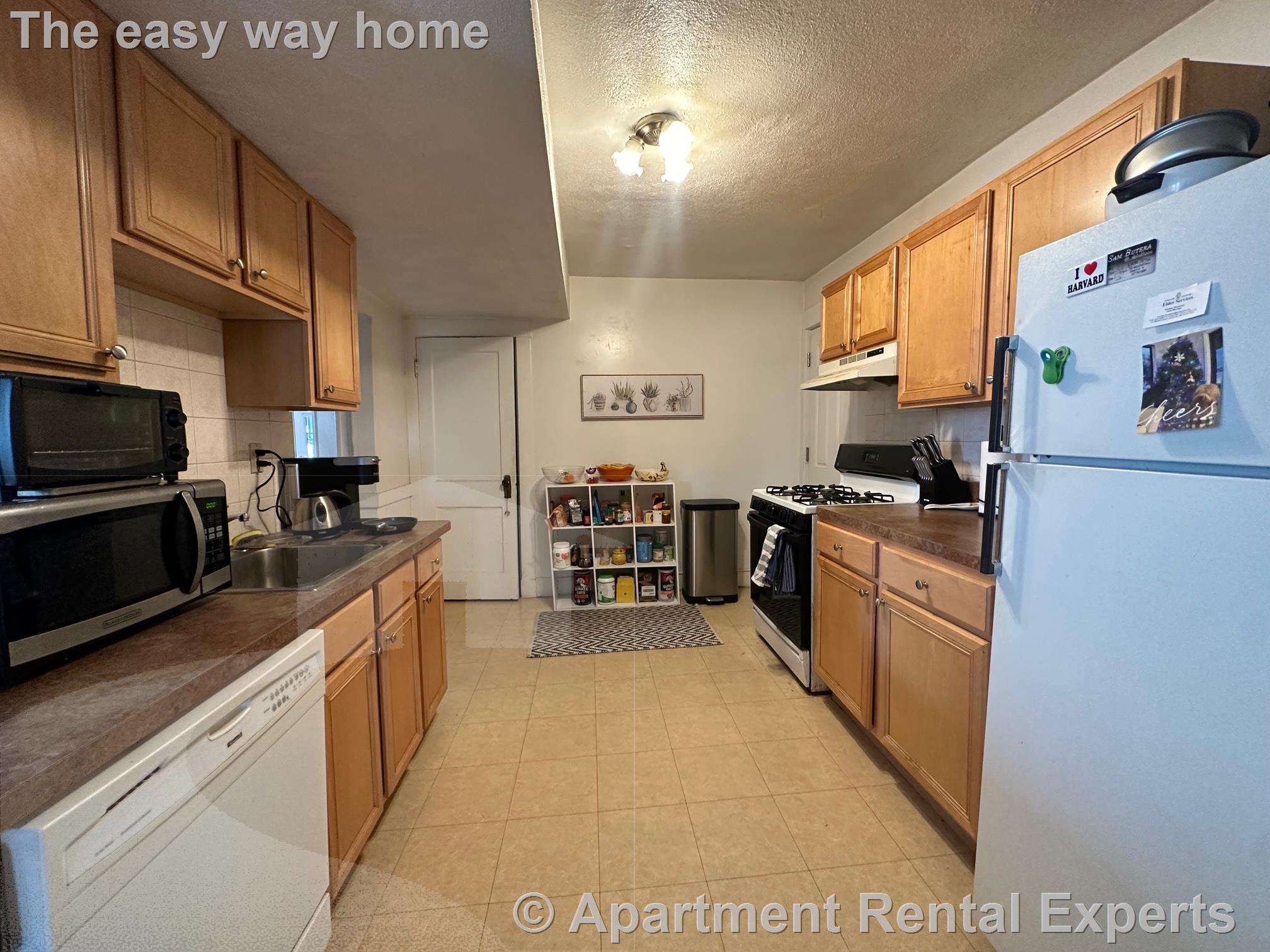3 bed, 1 bath apartment for rent at 223 Summer St Unit 2L, Porter Square — photo 4 of 13