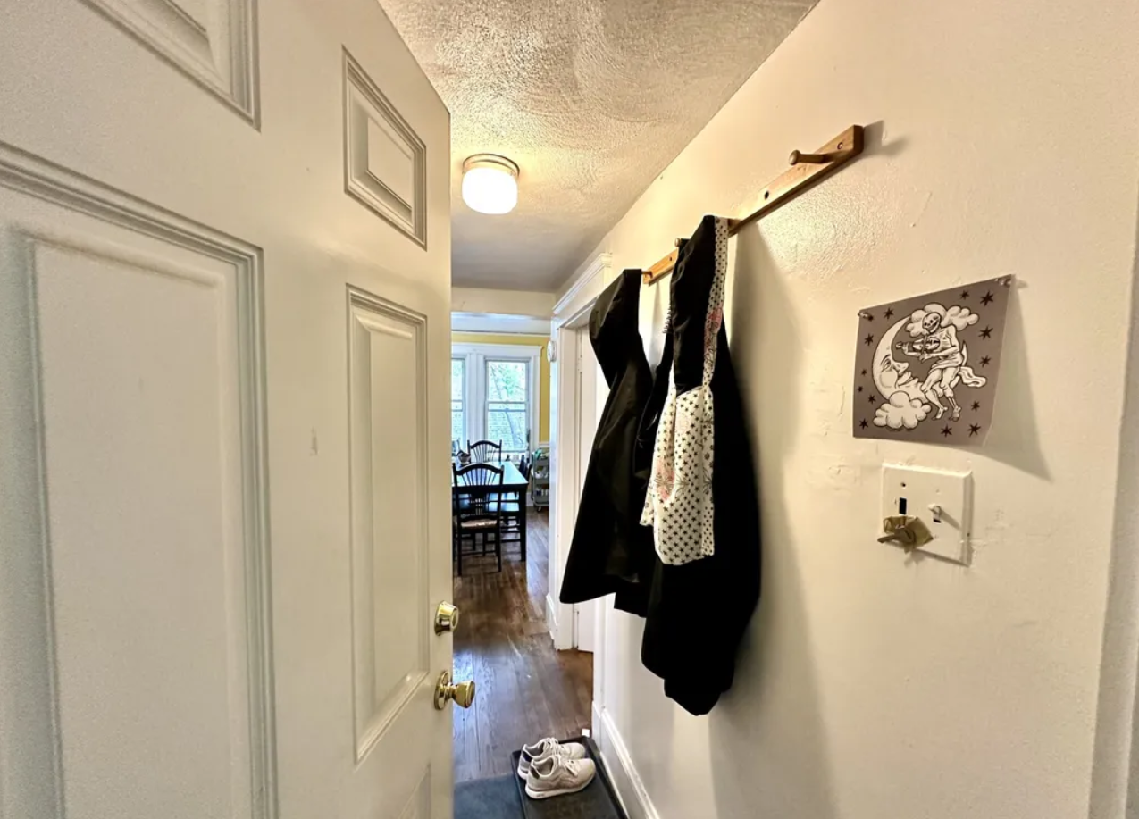 3 bed, 1 bath apartment for rent at 223 Summer St Unit 3R, Spring Hill — photo 20 of 23