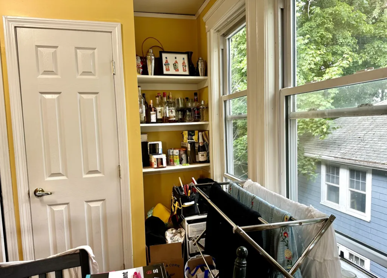 3 bed, 1 bath apartment for rent at 223 Summer St Unit 3R, Spring Hill — photo 7 of 23