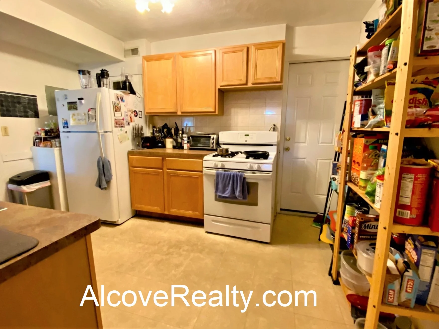 2 bed, 1 bath apartment for rent at 223 Summer St Unit R, Spring Hill — photo 4 of 9