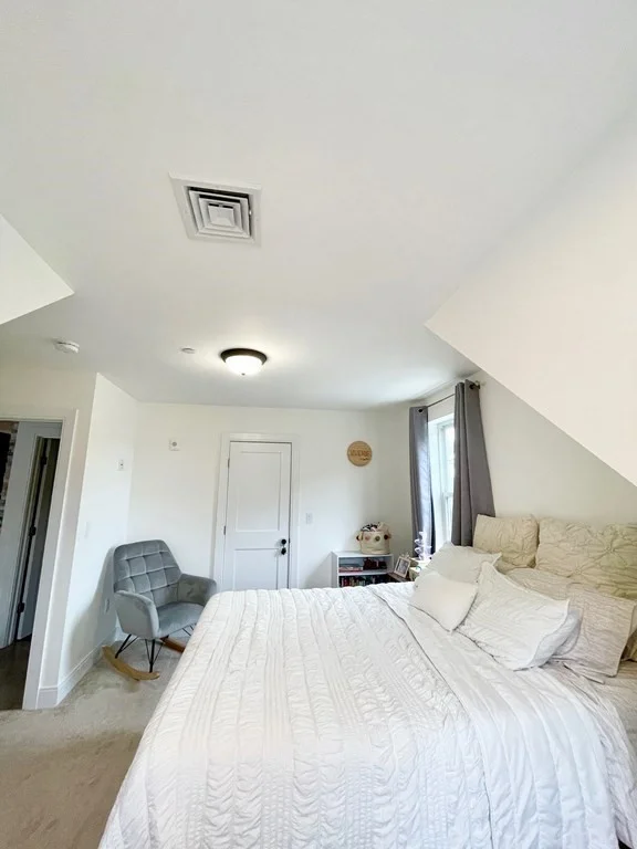 2 bed, 2 bath apartment for rent at 2239 Washington St Unit 302, Canton — photo 11 of 26