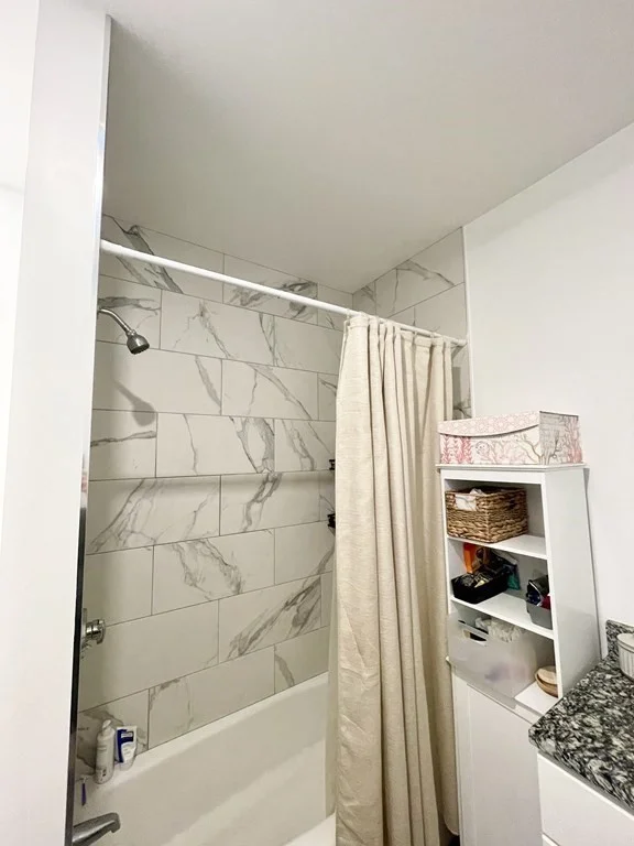 2 bed, 2 bath apartment for rent at 2239 Washington St Unit 302, Canton — photo 10 of 26