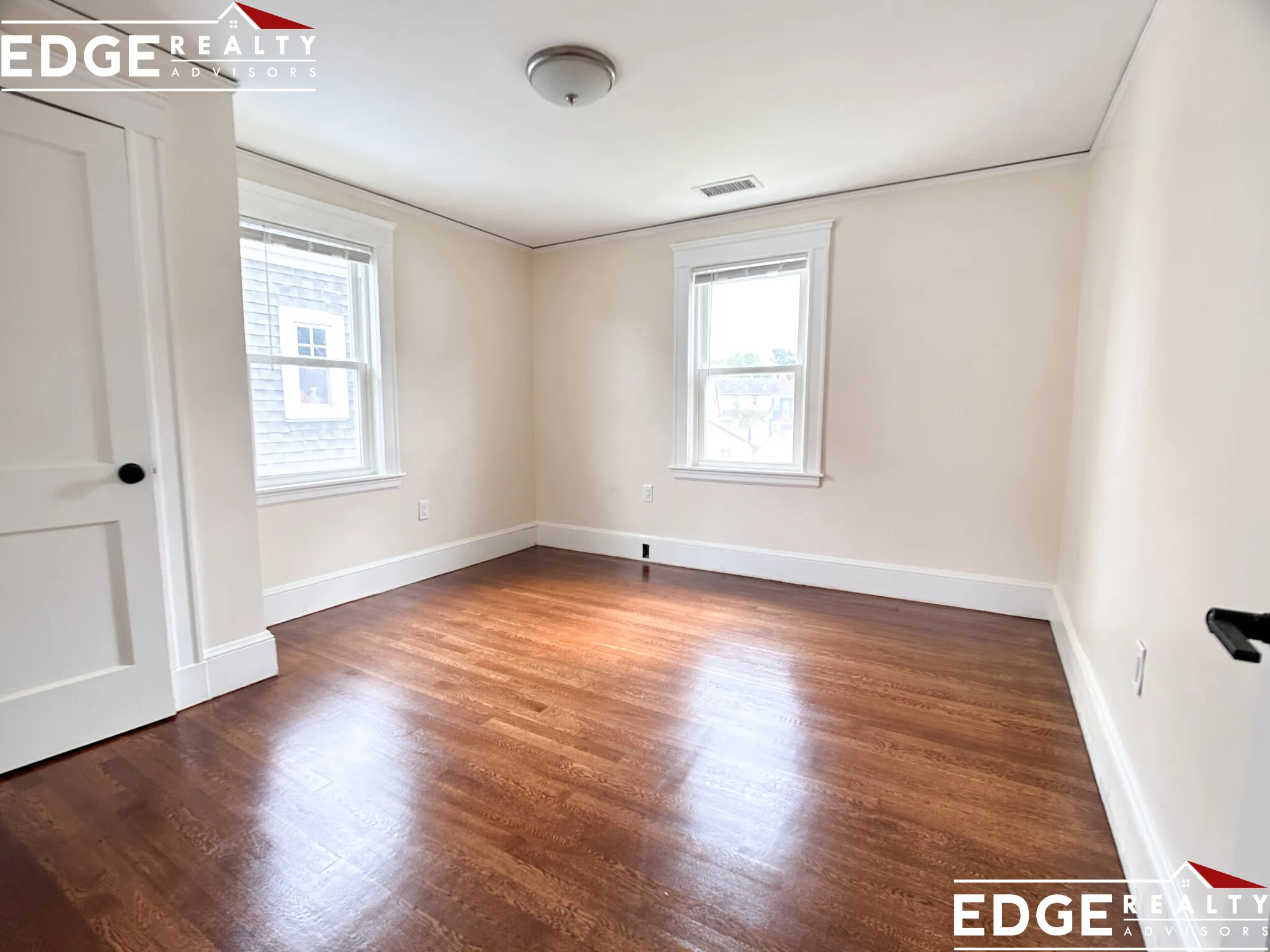 4 bed, 2 bath apartment for rent at 224 Faneuil St Unit 1, Brighton — photo 11 of 11