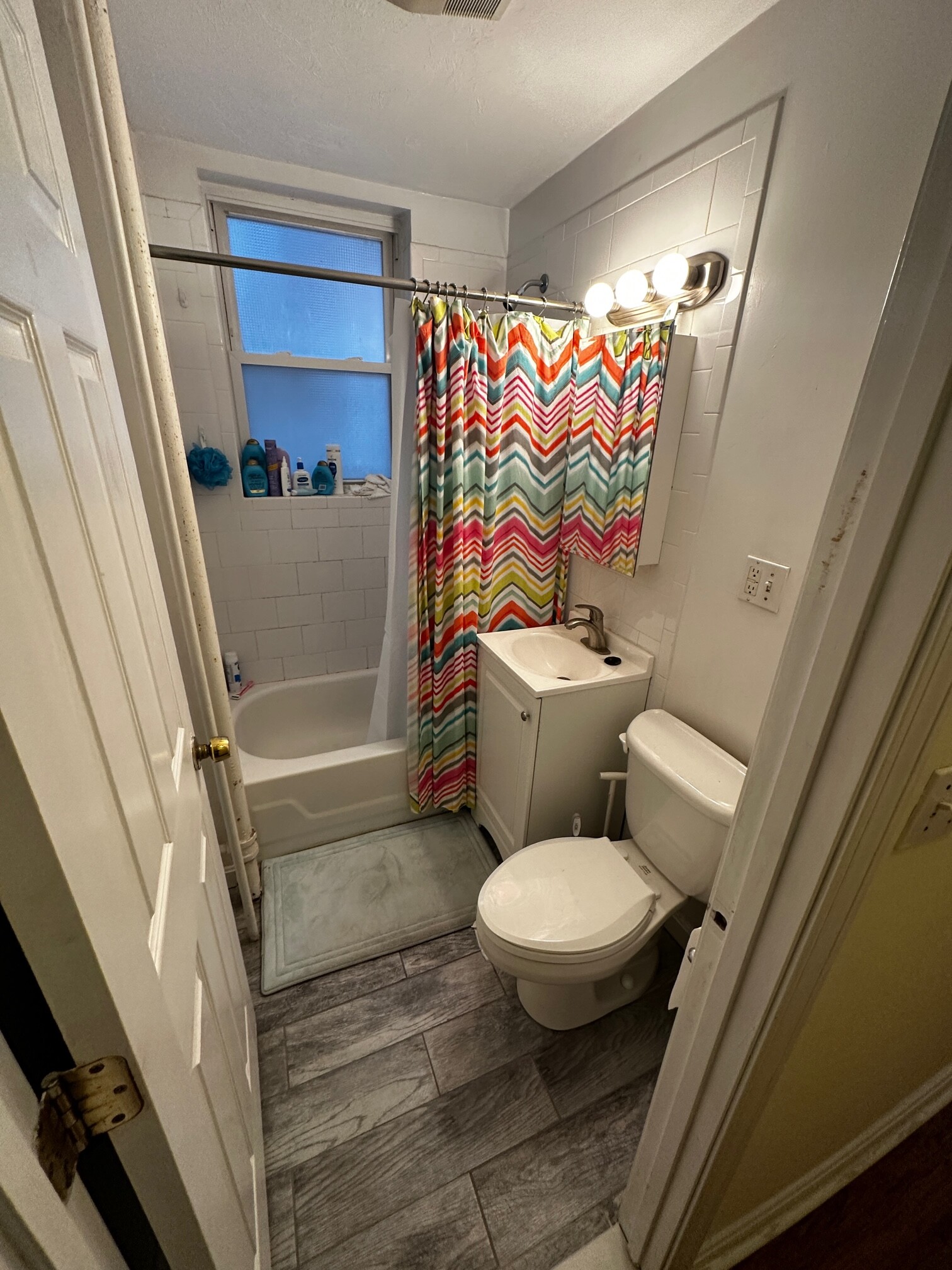 3 bed, 1 bath apartment for rent at 224 Hanover St Unit 10, North End — photo 6 of 6