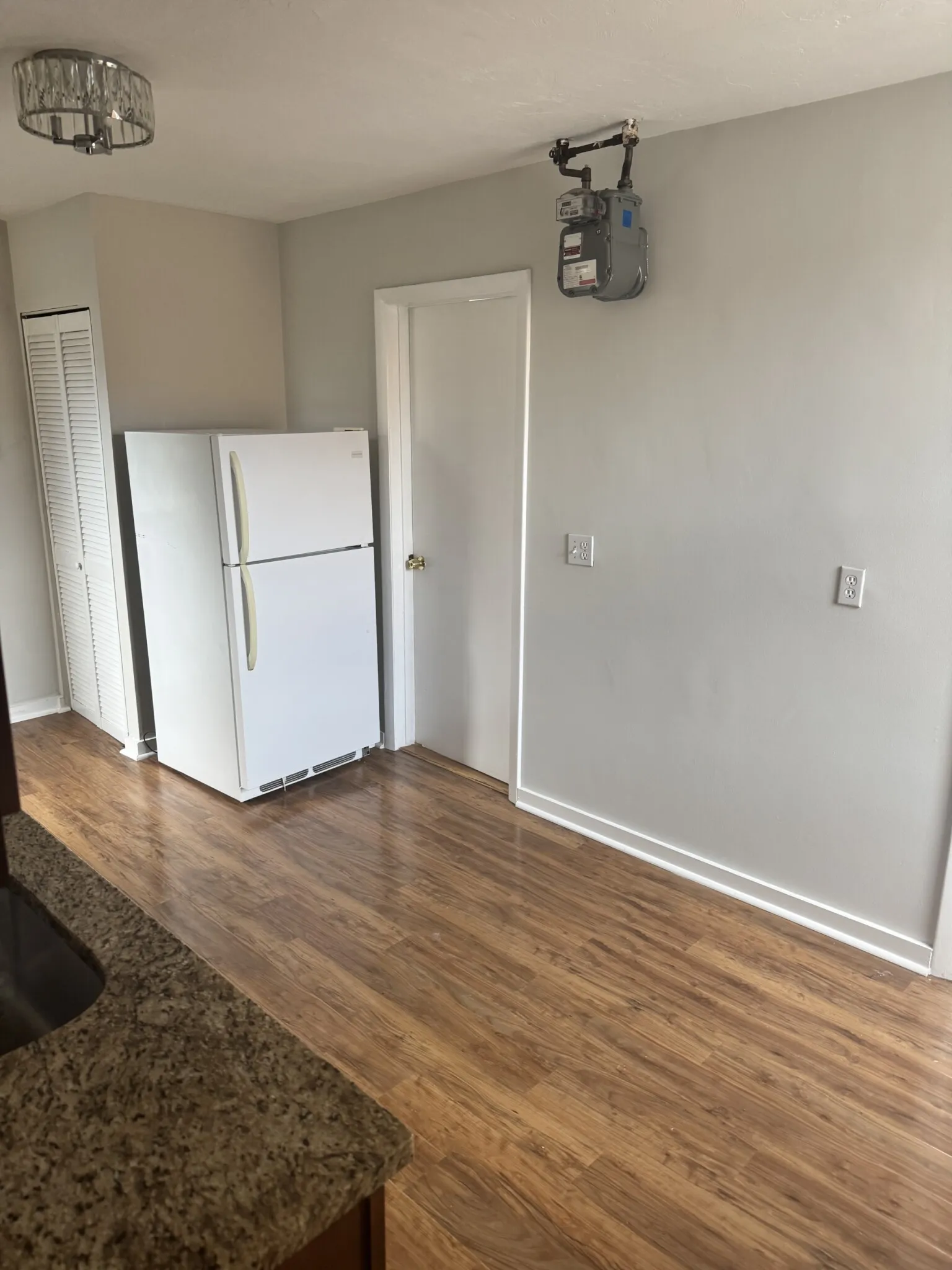 3 bed, 1 bath apartment for rent at 224 Hanover St Unit 15, North End — photo 5 of 75