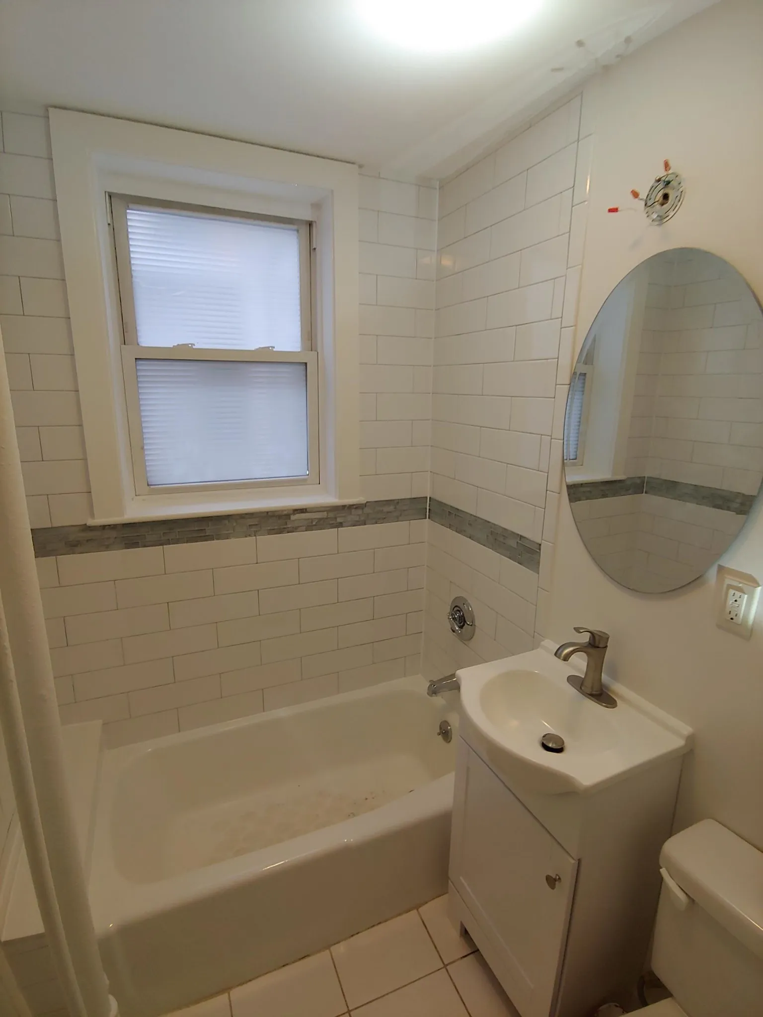 3 bed, 1 bath apartment for rent at 224 Hanover St Unit 15, North End — photo 56 of 75