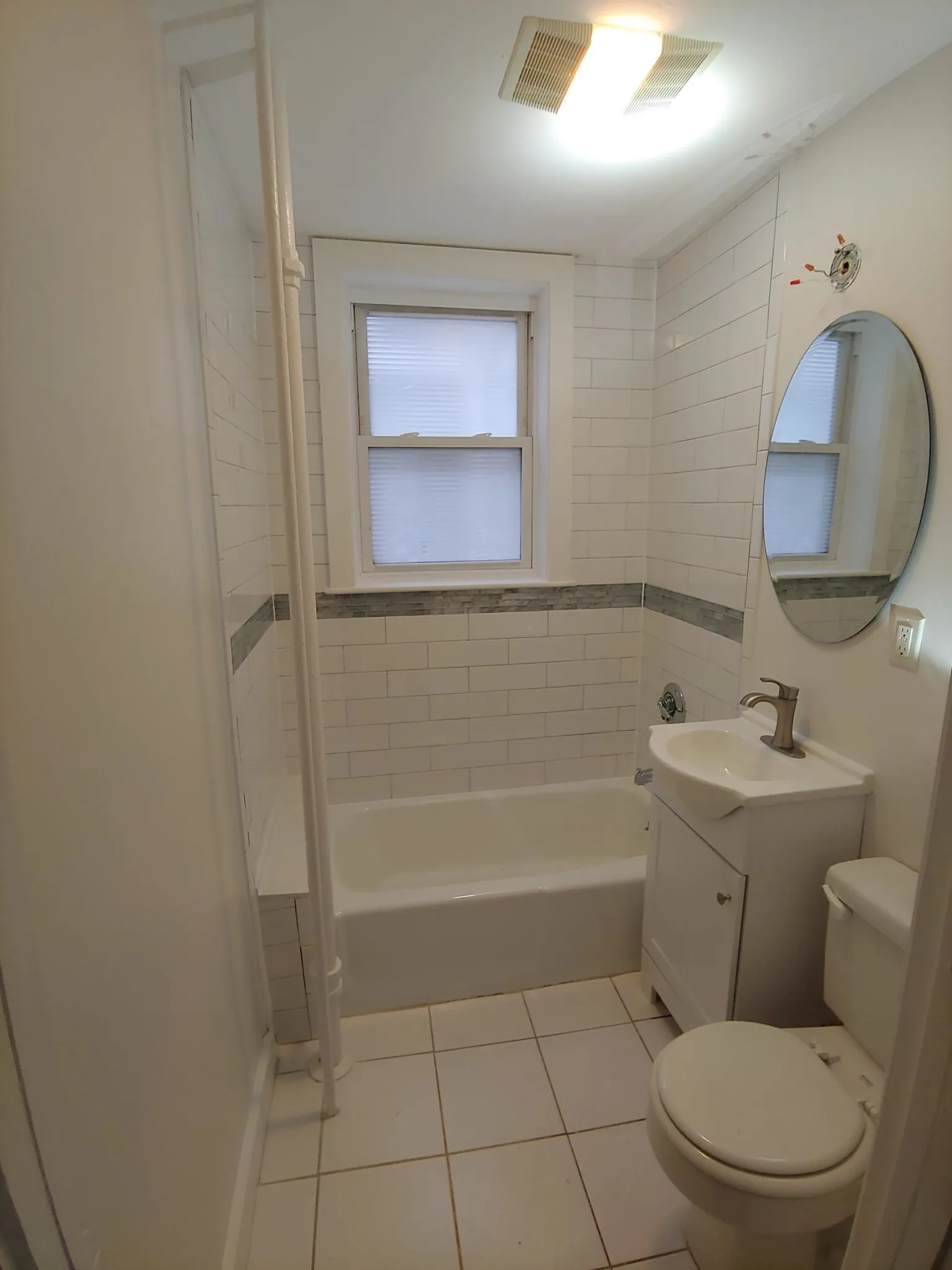 3 bed, 1 bath apartment for rent at 224 Hanover St Unit 15, North End — photo 53 of 75
