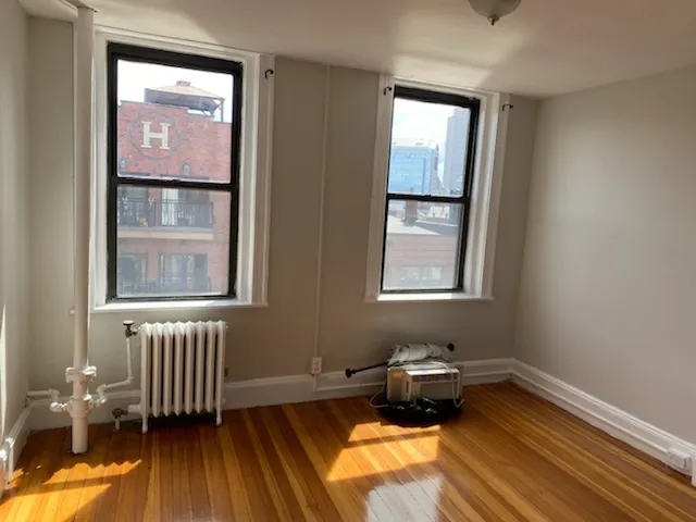 3 bed, 1 bath apartment for rent at 224 Hanover St Unit 17, North End — photo 19 of 25
